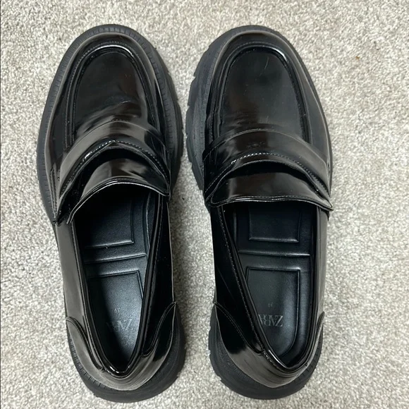 Zara Black Chunky Sole Leather Flats - Picture 2 of 4